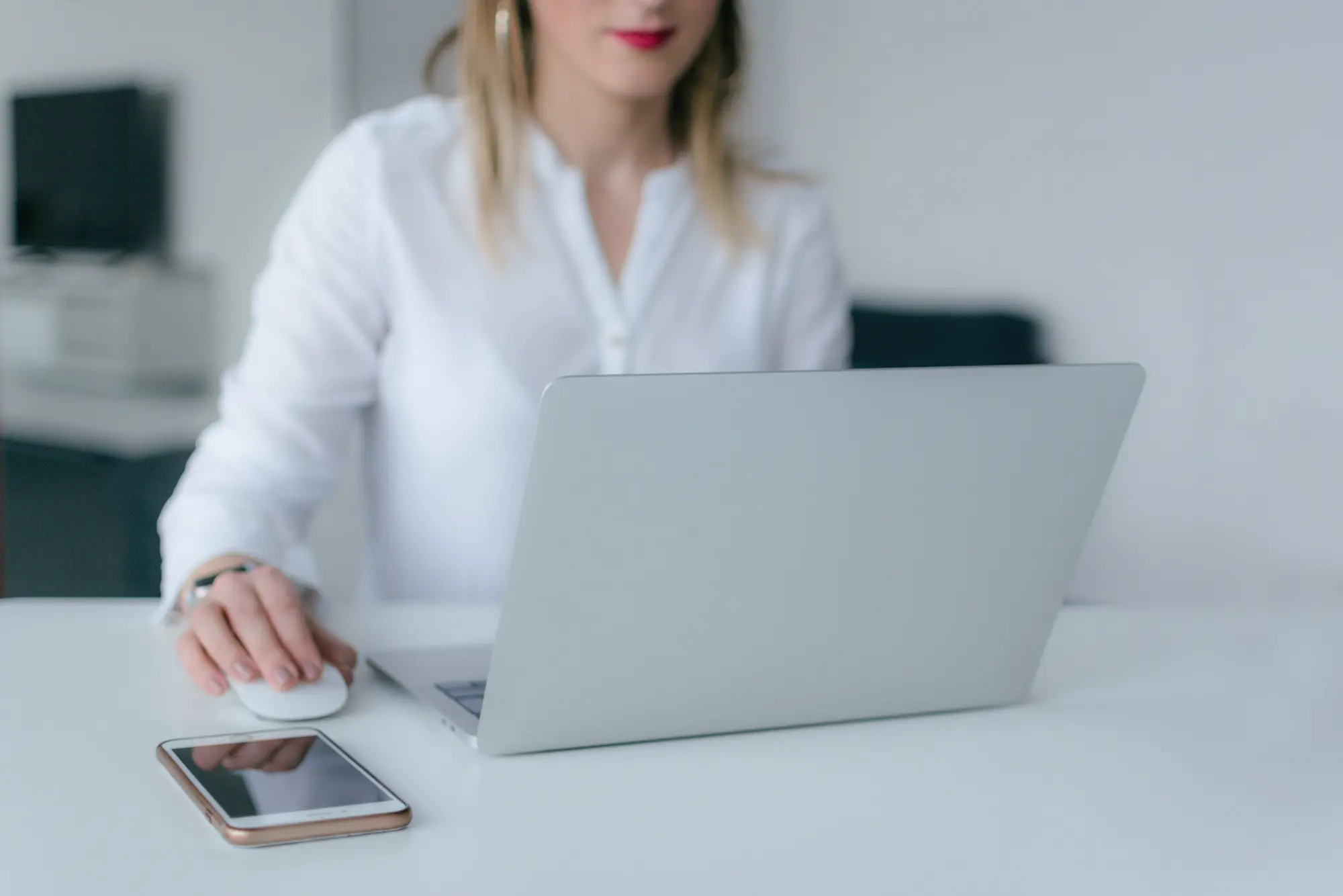 woman on laptop