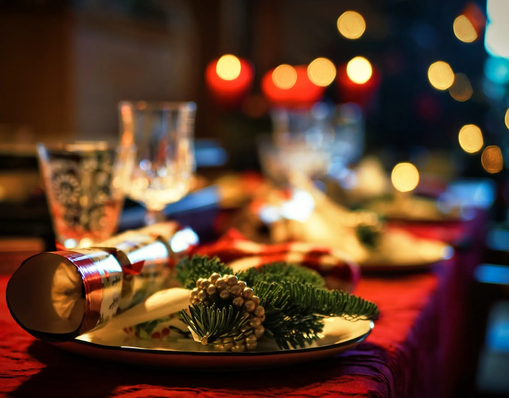 image of a christmas table set for dinner